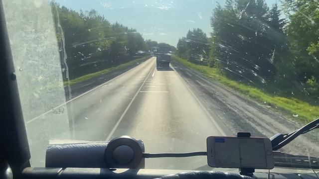 Рейс на VOLVO FH12. Дорожная рутина. Вот так и проходят рабочие дни дальнобойщика смотреть онлайн