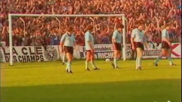 Stade Brestois FC Tours Saison 1981 82 смотреть онлайн