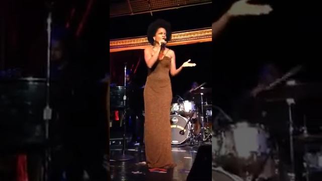 Rhonda Ross "It Don't Matter" 10/25/13 смотреть онлайн