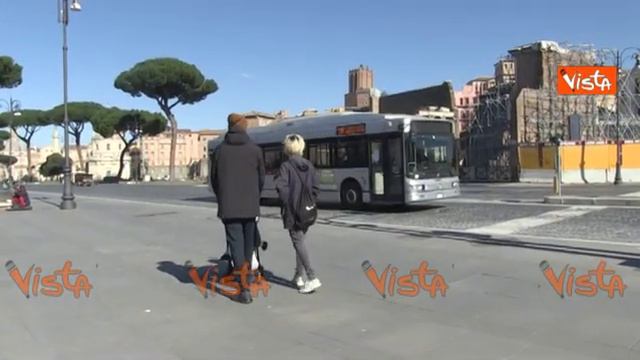 Roma città deserta, la Capitale ai tempi del coronavirus смотреть онлайн