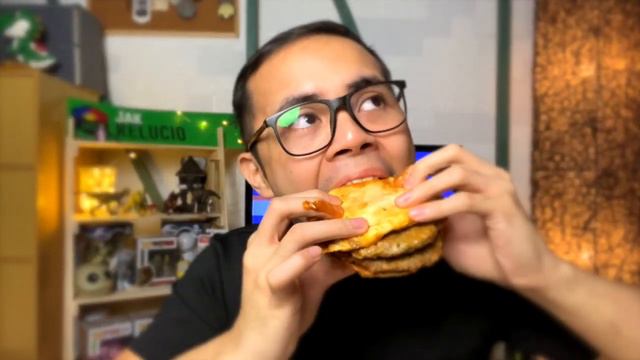 TRYING HOMEMADE HALF POUND BURGERS! PURE BEEF PATTY | Jak Relucio смотреть онлайн