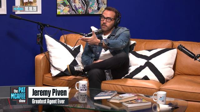 Jeremy Piven Reflects on Entourage смотреть онлайн