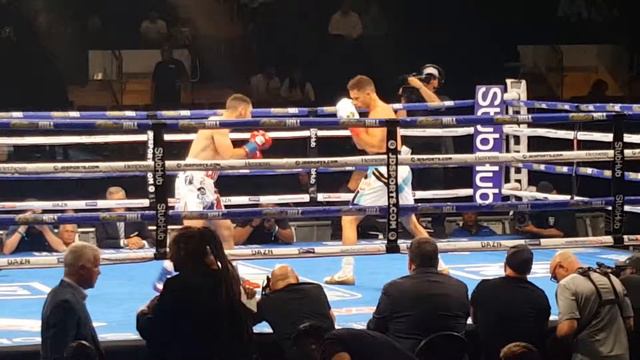 Chris Algieri Vs Tommy Coyle - During Fight 2 (Round 1) 06/01/19