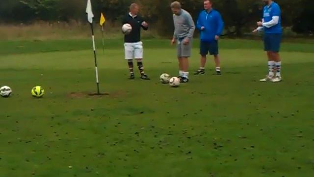 Stonham Barns Oct 2015 Footgolf Tournament - 9th Hole 2 смотреть онлайн