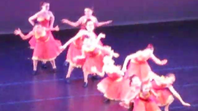 Lindsey's Hairspray Performance смотреть онлайн