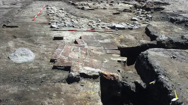 Fortællingen Om Ribebispens Borg.