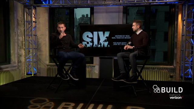 Barry Sloane Talks About The Intense Bootcamp Training He Did For "SIX" смотреть онлайн