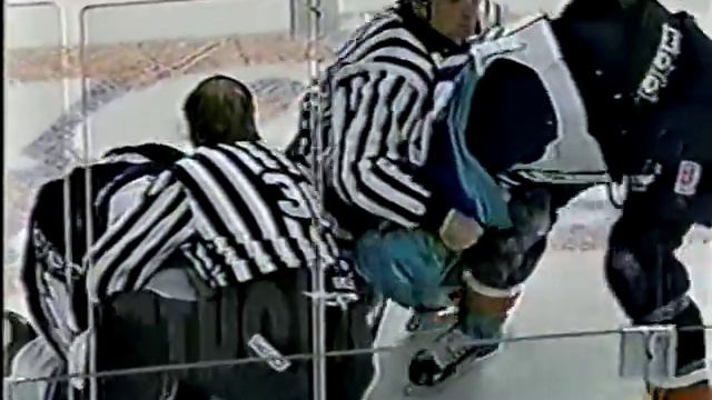 Ray Schultz vs Corey Spring - Apr 6, 1998 смотреть онлайн