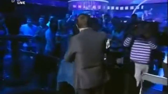 Giannis Ploutarxos   Greek Idol   To Xastouki Tis Agaphs  Live 2010