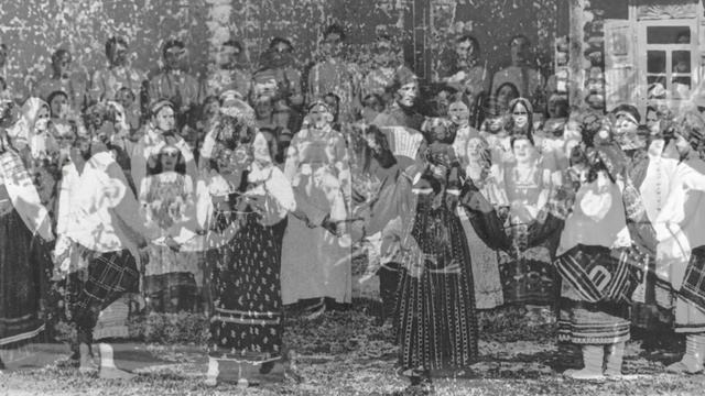 Л. Русланова. "Встань, Пройдись!" (1947) смотреть онлайн
