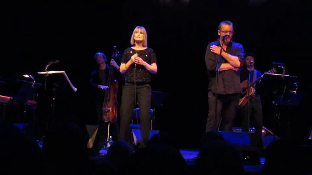 Cajsa-Stina Åkerström & Jack Vreeswijk - Jag Ger Dig Min Morgon (Fred Åkerström)