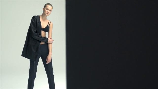 Toni Garrn Para Harper's Bazaar Brasil