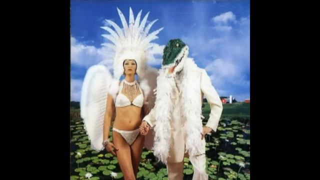 Paul Gilbert - Six Billion People