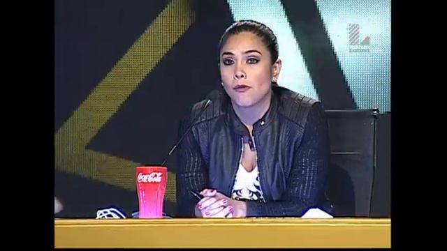Mira El Divertido Juego Entre Ricardo Morán Y Katia Palma