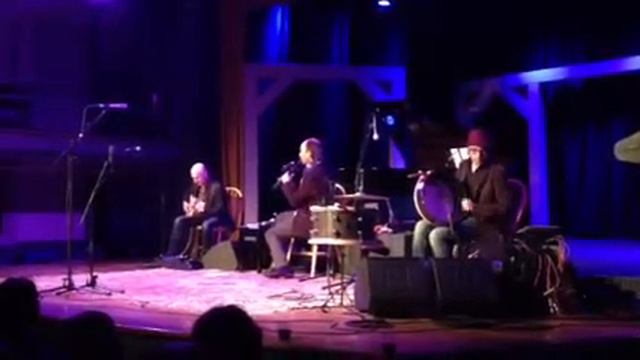 Carlos Nunez & Band смотреть онлайн