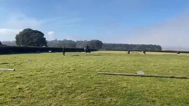 Lucy Garrett LKF intro 1 смотреть онлайн