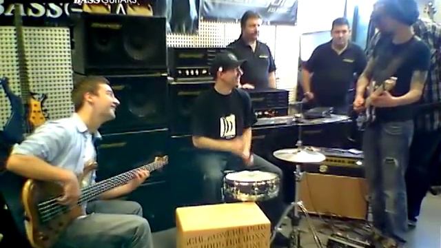 Benni Jud & Mologue Music @ Marleaux BassGuitars - Feel The Bass Booth 2011