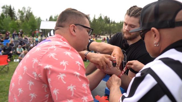 Chance Shaw vs The Viking Armwrestling Match [OFFICIAL 4K] смотреть онлайн