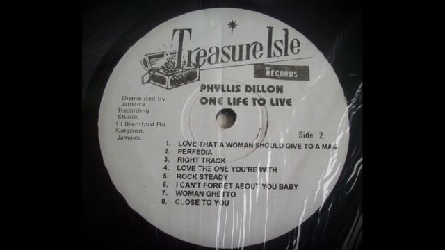 Phyllis Dillon - Love The One You're With