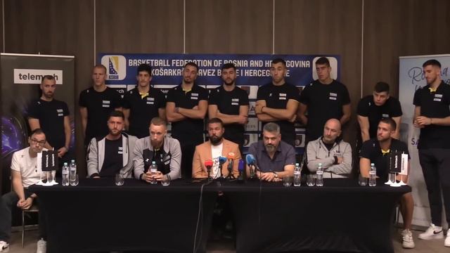 Nastavak pressa nakon obraćanja reprezentativaca i selektora смотреть онлайн