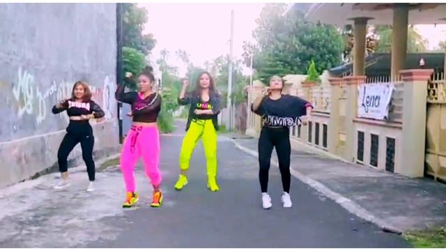 CUANDO BAILA ZIN 86 смотреть онлайн