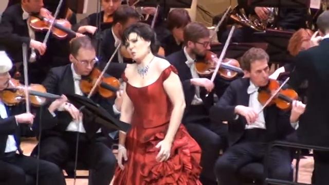 Марина Ребекка поёт на бис смотреть онлайн