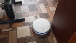 Незаменимый помощник в быту робот пылесос xiaomi