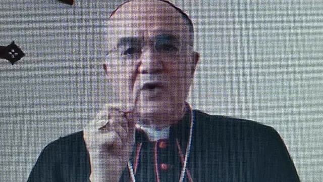 Papa Benedetto XVI, Giorgio Napolitano è Mons. Carlo Maria Viganò. Il Nuovo Ordine Mondiale