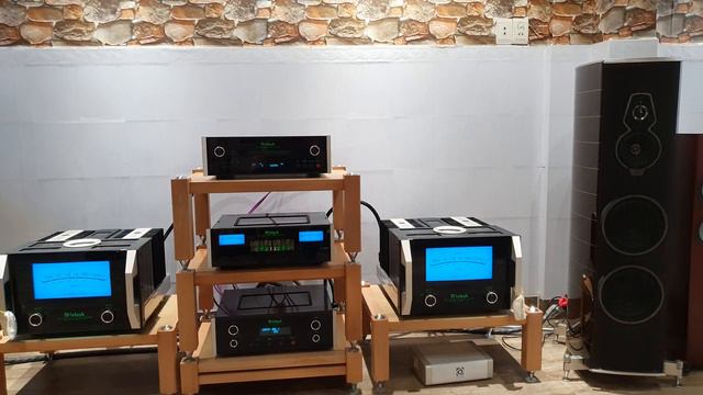 Sonus Faber Amati mcintosh C T1100 pow 1.25kg mcd600 смотреть онлайн