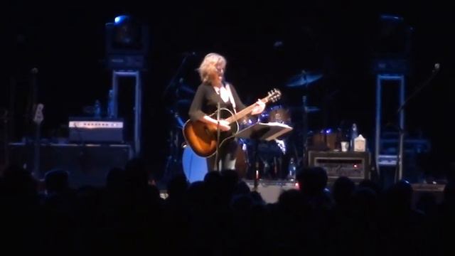 Lucinda Williams - Ain't Got No Home In This World Anymore (Woody Guthrie cover) смотреть онлайн