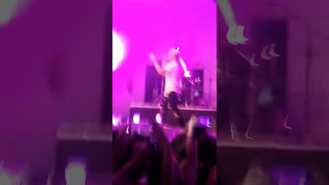 Rich girl - Benjamin (Madrid 6/9/2016) смотреть онлайн