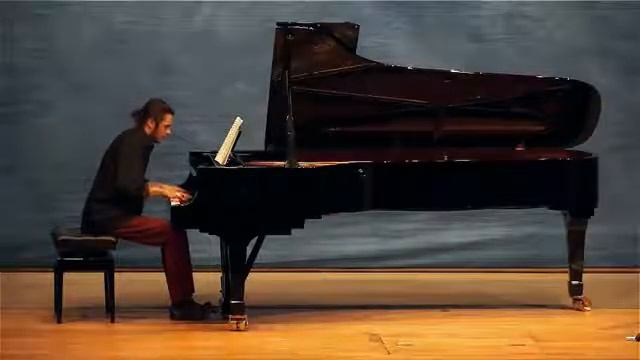 Viktor Ullmann - Klaviersonate Nr. 1, Op. 10 (Amador Buda)