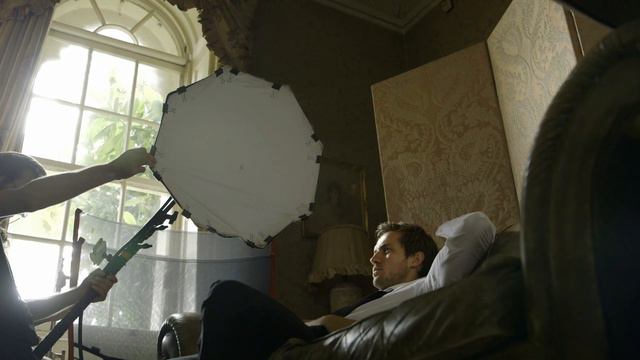 dunhill ICON - Behind the scenes on the campaign shoot with Annie Leibovitz and Andrew Cooper смотреть онлайн