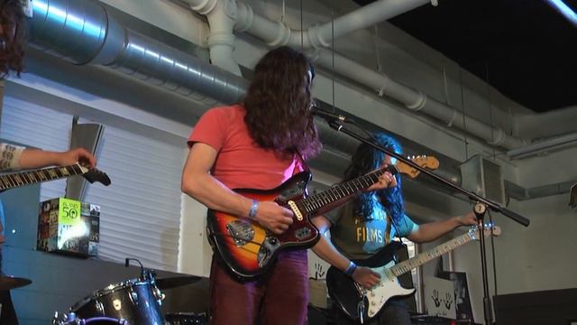 Kurt Vile - Downbound Train (Rough Trade East, 19th May 2011)