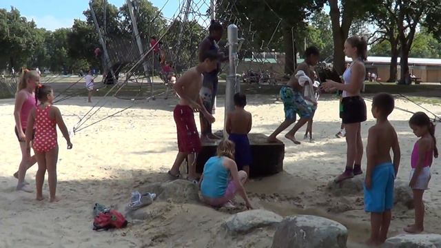 Melani In VICTORIA PARK