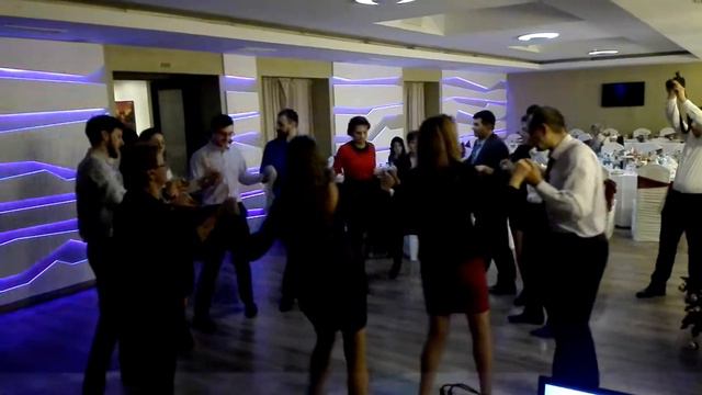 DJ Iasi, Dj Nunta, Dj Botez, Muzica Nunta, Muzica Botez, Sonorizari Iasi, Dj Boby смотреть онлайн