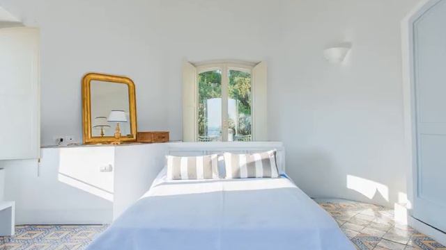 Torre Mediterraneo a Posillipo - Napoli - Italy смотреть онлайн