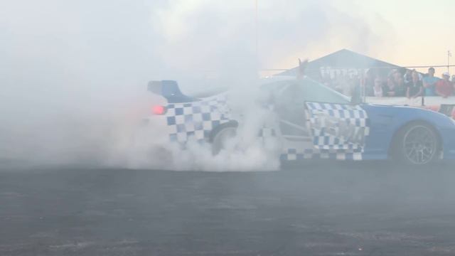 Kim Olsen .... Supra смотреть онлайн