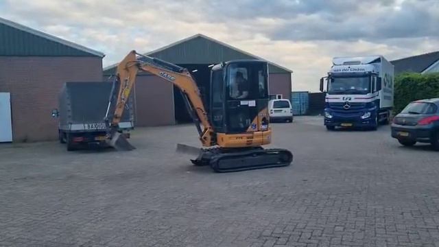CASE CX30B excavator graafmachine 3 ton low hours as new ! смотреть онлайн