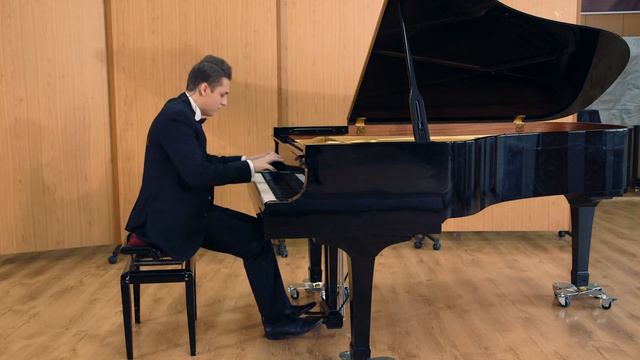 Georgi Chikolov / Георги Чиколов - F. Chopin  Sonata Op 35, No2