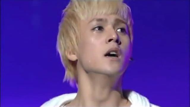 Son Dongwoon likes to smile♡ смотреть онлайн