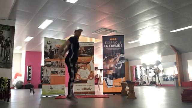 CIRCUIT TRAINING ZOOM JORDI смотреть онлайн