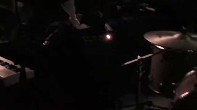 E Bird - Modern Man (video fra Drone 23-10-10) смотреть онлайн