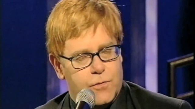 Elton John - Parkinson 2000 final part - Rocket Man смотреть онлайн