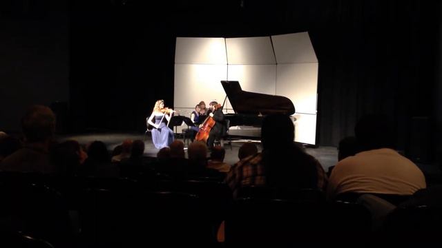Neave Trio performing "Primavera Porteño" смотреть онлайн