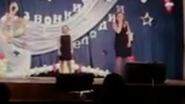 Анастасия Иванова и Татьяна Порубова "Я вернусь" ЦДТ Радуга преп. (Скачкова )Уточкина Е.М. смотреть онлайн