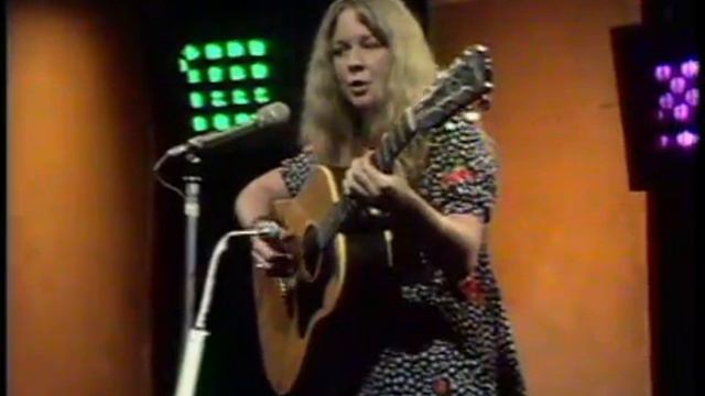 Sandy Denny - Crazy Lady Blues смотреть онлайн