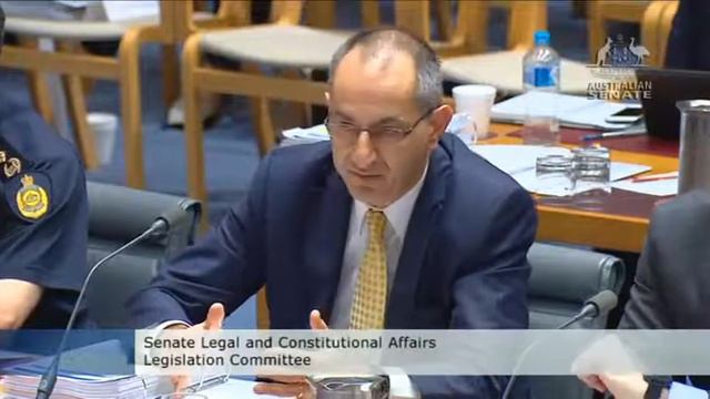 Nauru files 'trifling at best', says Qld LNP Senator Ian Macdonald смотреть онлайн