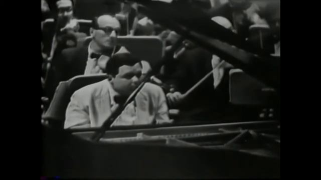 Schumann, Piano Concerto Op 54. Istomin, Schneider смотреть онлайн