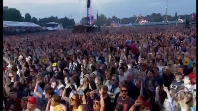 Lucky Man - Isle of Wight 2016 - Richard Ashcroft смотреть онлайн